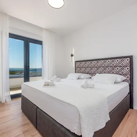 Malusy Zadarvillas *