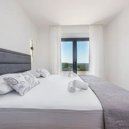 Malusy Zadarvillas 别墅