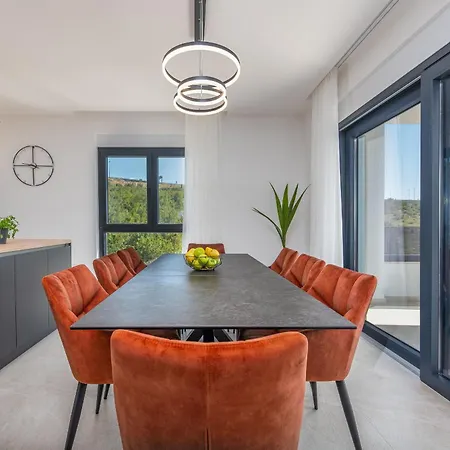 Malusy Zadarvillas *