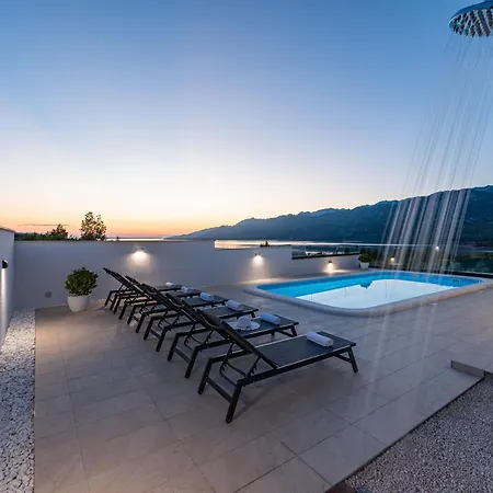 Malusy Zadarvillas 别墅