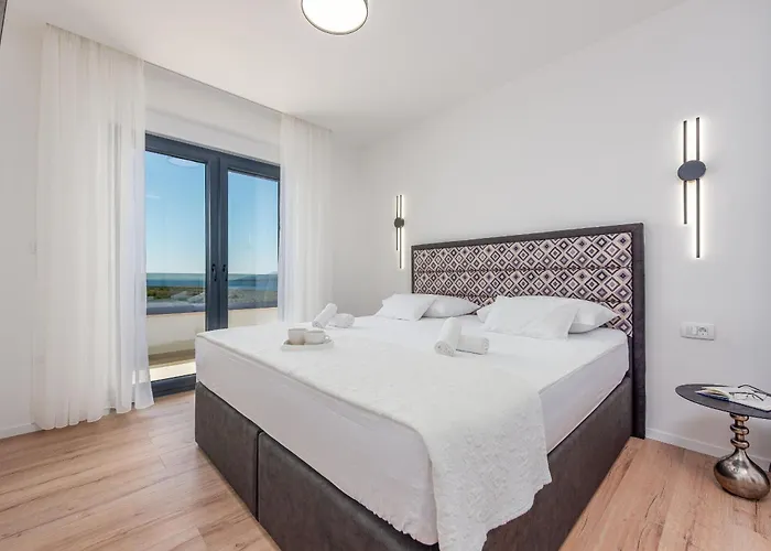 Malusy Zadarvillas *