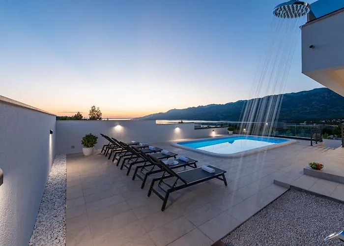 Malusy Zadarvillas וילה